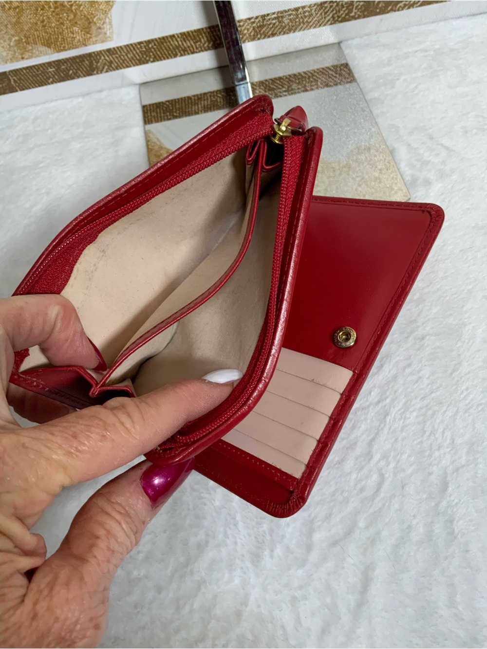 RADLEY LONDON Red Floral Wristlet Clutch - Picture 6 of 7